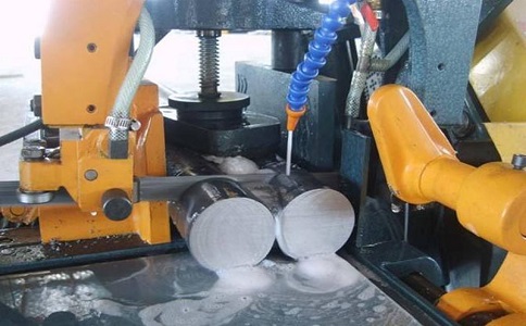 康定卧式带锯床的送料方式有哪几种？